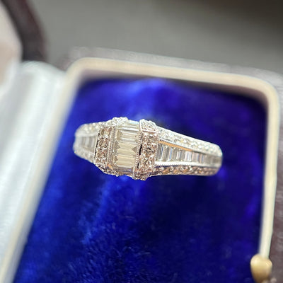 Vintage 18ct Gold Diamond Ring