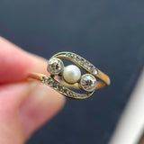 Art Nouveau 18ct Gold Cross Over Ring