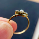 Art Nouveau 18ct Gold Cross Over Ring