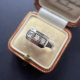 Art Deco 18ct Gold Geometric Ring